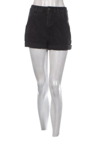 Dámské kraťasy  Bershka, Velikost S, Barva Černá, Cena  289,00 Kč