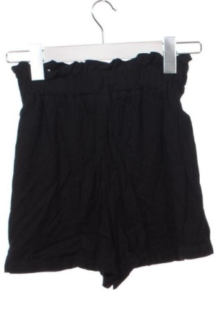 Damen Shorts Bershka, Größe XS, Farbe Schwarz, Preis 9,87 €