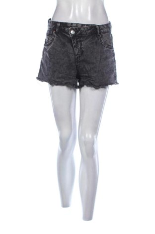 Pantaloni scurți de femei Bershka, Mărime M, Culoare Negru, Preț 51,00 Lei