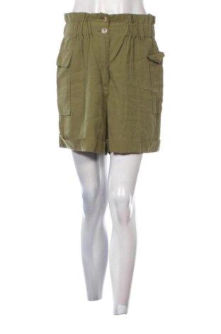 Damen Shorts Calliope, Größe M, Farbe Grün, Preis € 10,00