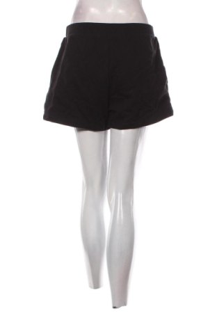 Pantaloni scurți de femei Calvin Klein Jeans, Mărime L, Culoare Negru, Preț 151,99 Lei
