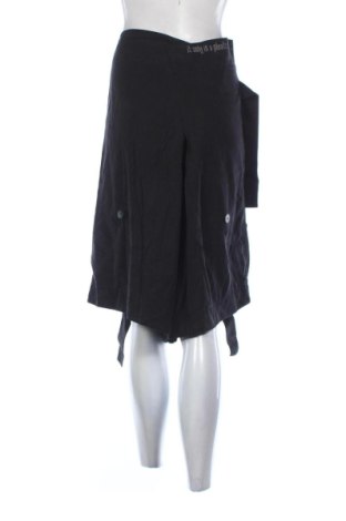 Pantaloni scurți de femei Cop.copine, Mărime M, Culoare Negru, Preț 130,33 Lei