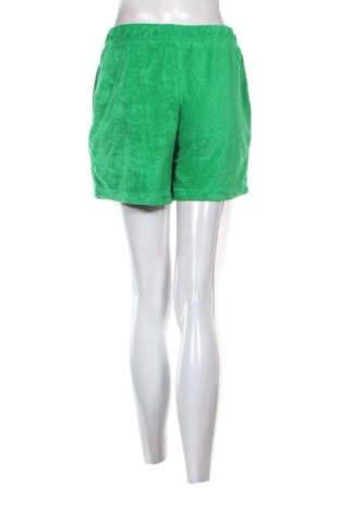Дамски къс панталон Esmara, Размер M, Цвят Зелен, Цена 5,76 €