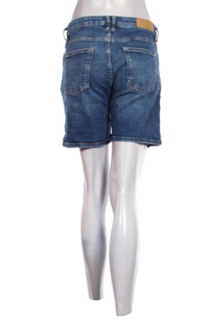 Дамски къс панталон Esprit, Размер M, Цвят Син, Цена 12,88 €