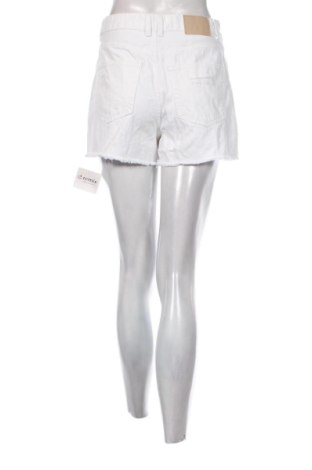 Damen Shorts Fb Sister, Größe S, Farbe Weiß, Preis 12,99 €