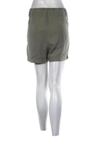Дамски къс панталон Gina Tricot, Размер L, Цвят Зелен, Цена 10,00 €