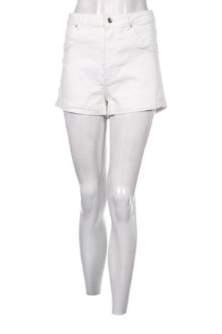 Γυναικείο κοντό παντελόνι H&M, Μέγεθος XL, Χρώμα Λευκό, Τιμή 11,00 €