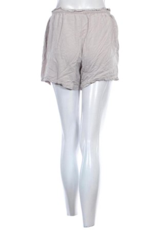 Pantaloni scurți de femei H&M, Mărime S, Culoare Bej, Preț 52,13 Lei