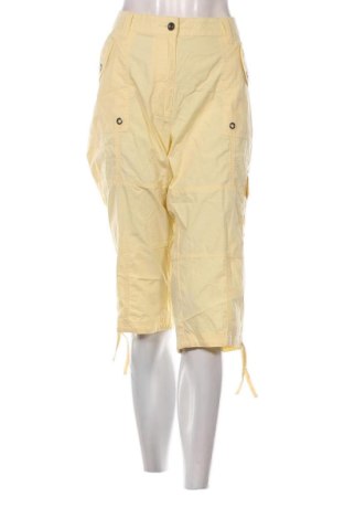 Pantaloni scurți de femei Mark Adam, Mărime XL, Culoare Galben, Preț 60,99 Lei