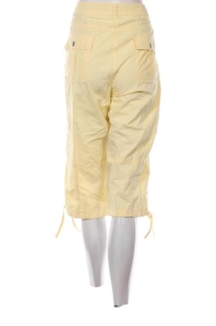 Pantaloni scurți de femei Mark Adam, Mărime XL, Culoare Galben, Preț 60,99 Lei