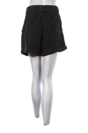 Női rövidnadrág ONLY, Méret S, Szín Sokszínű, Ár 5 199 Ft