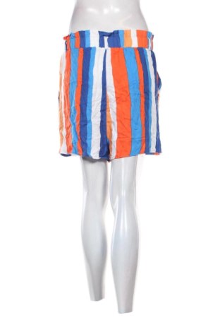 Дамски къс панталон Page One, Размер S, Цвят Многоцветен, Цена 10,22 €