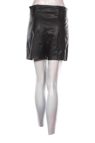 Γυναικείο κοντό παντελόνι Pimkie, Μέγεθος M, Χρώμα Μαύρο, Τιμή 9,30 €