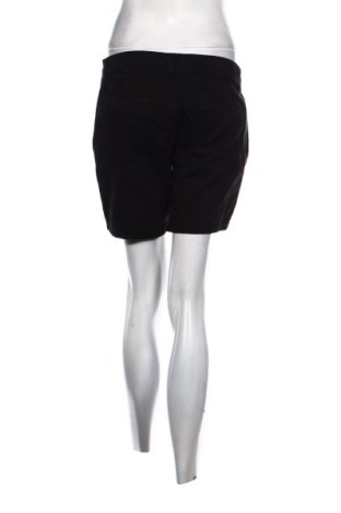 Damen Shorts Selected Femme, Größe L, Farbe Schwarz, Preis 17,00 €