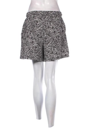 Дамски къс панталон Sinsay, Размер S, Цвят Многоцветен, Цена 6,00 €