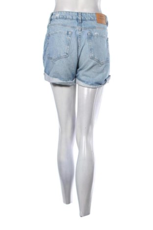 Damskie szorty Stradivarius, Rozmiar S, Kolor Niebieski, Cena 53,58 zł