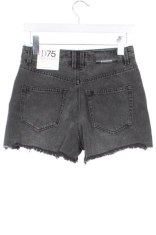 Pantaloni scurți de femei Stradivarius, Mărime S, Culoare Gri, Preț 98,99 Lei
