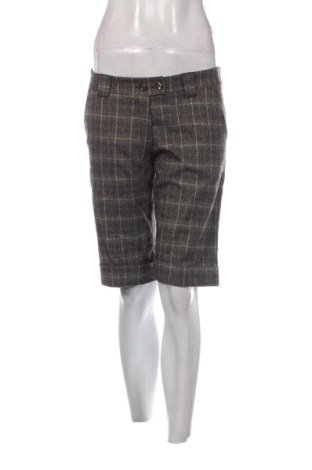 Дамски къс панталон Unbranded, Размер XL, Цвят Многоцветен, Цена 10,22 €