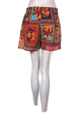 Damskie szorty Unbranded, Rozmiar M, Kolor Kolorowy, Cena 52,42 zł