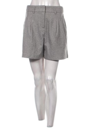 Pantaloni scurți de femei VILA, Mărime M, Culoare Gri, Preț 52,13 Lei