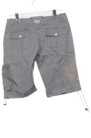 Damskie szorty You, Rozmiar M, Kolor Szary, Cena 53,58 zł