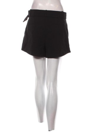 Pantaloni scurți de femei Zara, Mărime M, Culoare Negru, Preț 63,99 Lei