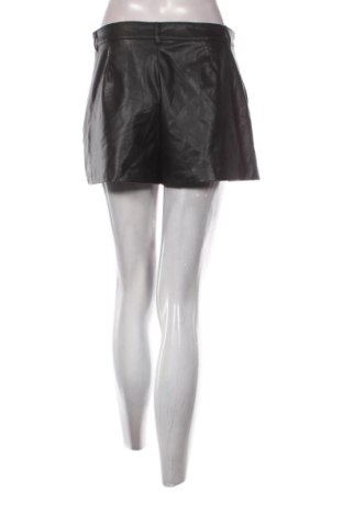 Pantaloni scurți de femei Zara, Mărime M, Culoare Negru, Preț 63,99 Lei