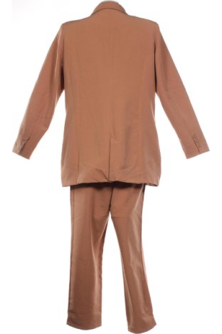 Costum de femei Trendyol, Mărime XL, Culoare Maro, Preț 291,00 Lei