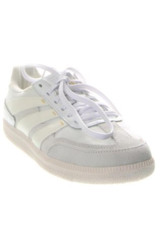 Дамски обувки Adidas, Размер 36, Цвят Бял, Цена 70,55 €