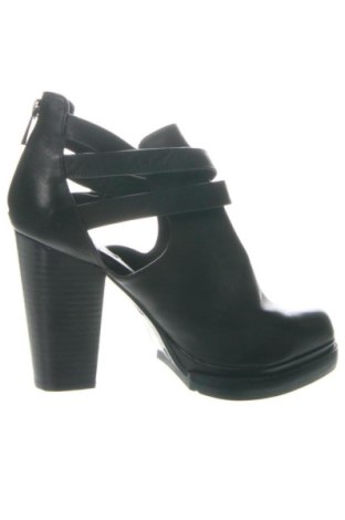 Obuwie damskie Bronx, Rozmiar 40, Kolor Czarny, Cena 913,57 zł