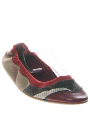 Дамски обувки Burberry, Размер 36, Цвят Многоцветен, Цена 155,38 €