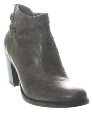 Încălțăminte de damă Nero Giardini, Mărime 36, Culoare Maro, Preț 182,46 Lei