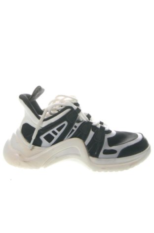 Γυναικεία παπούτσια Unbranded, Μέγεθος 35, Χρώμα Μαύρο, Τιμή 26,00 €