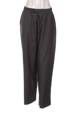 Дамски панталон Amisu, Размер M, Цвят Многоцветен, Цена 15,33 €