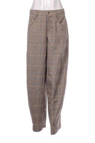 Damenhose Bershka, Größe S, Farbe Mehrfarbig, Preis 25,00 €