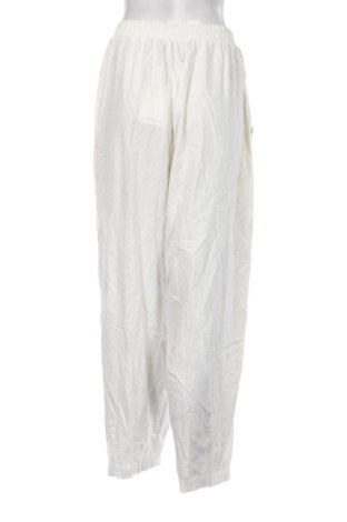 Pantaloni de femei Bershka, Mărime XL, Culoare Alb, Preț 145,99 Lei