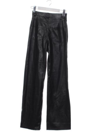 Pantaloni de femei Bershka, Mărime XXS, Culoare Negru, Preț 91,99 Lei