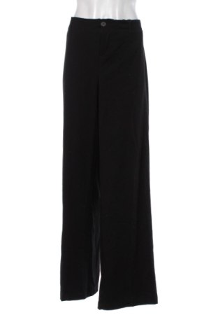 Damskie spodnie Bershka, Rozmiar XL, Kolor Czarny, Cena 78,99 zł