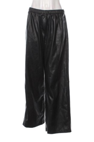 Pantaloni de femei Bershka, Mărime M, Culoare Negru, Preț 91,99 Lei