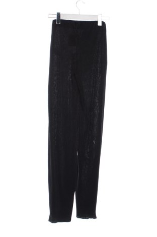 Γυναικείο παντελόνι Bershka, Μέγεθος XS, Χρώμα Μαύρο, Τιμή 17,99 €