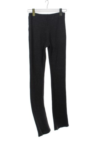 Dámské kalhoty  Bershka, Velikost XS, Barva Šedá, Cena  418,00 Kč