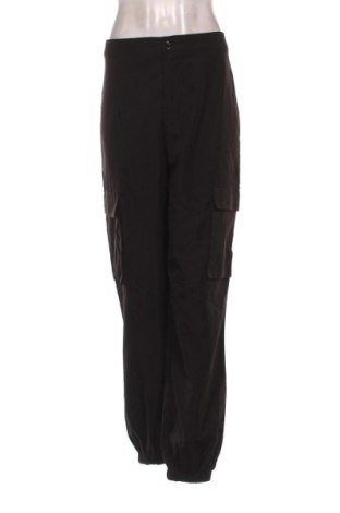 Damskie spodnie Boohoo, Rozmiar L, Kolor Czarny, Cena 78,99 zł