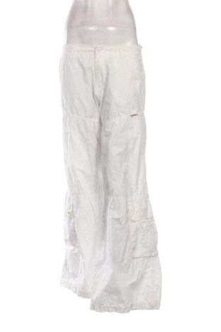 Damenhose Cars Jeans, Größe L, Farbe Weiß, Preis 15,00 €