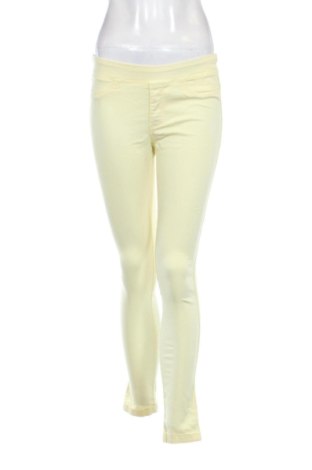 Pantaloni de femei Clockhouse, Mărime M, Culoare Galben, Preț 91,99 Lei