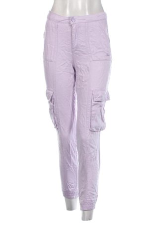 Damenhose Guess, Größe M, Farbe Lila, Preis € 50,99