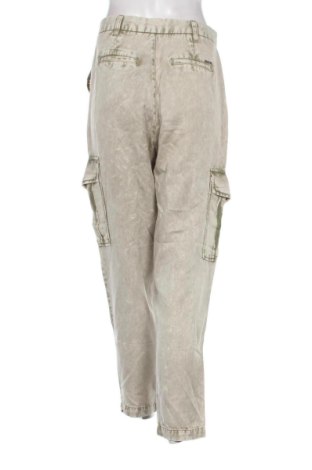 Pantaloni de femei Guess, Mărime S, Culoare Verde, Preț 549,99 Lei