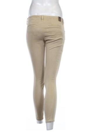 Дамски панталон Guess, Размер M, Цвят Бежов, Цена 38,00 €