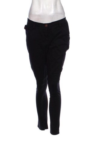 Дамски панталон Love Moschino, Размер M, Цвят Черен, Цена 59,85 €