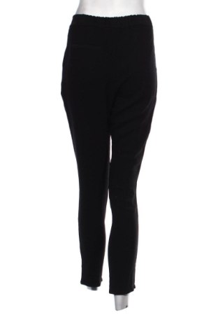 Damskie spodnie NEW COLLECTION, Rozmiar M, Kolor Czarny, Cena 110,99 zł