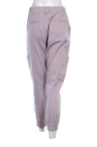 Pantaloni de femei Pull&Bear, Mărime L, Culoare Mov deschis, Preț 77,31 Lei